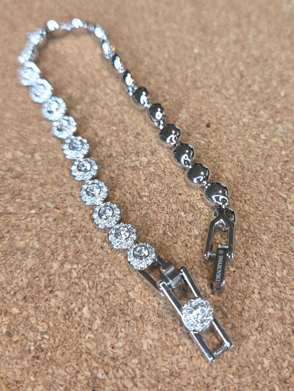Swarovski Una Angelic bracelet - Round cut, White, Rhodium plated
